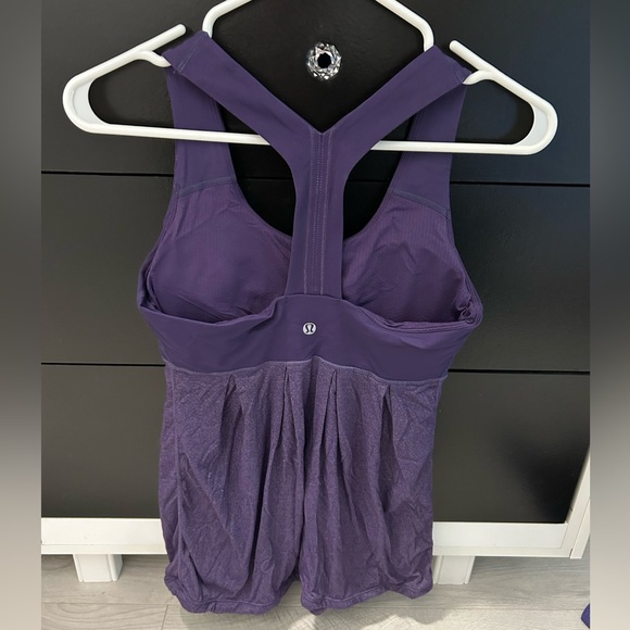 Lulu - women’s built in bra tank - Picture 2 of 3